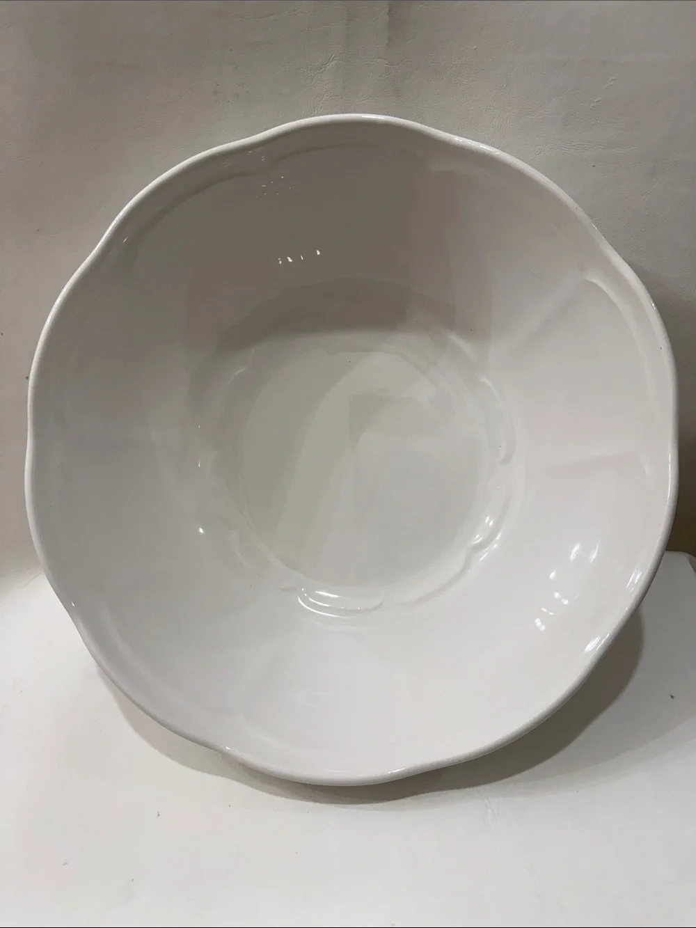 Cosmet Italy Ceramiche Large White Scalloped Ceramic Serving Bowl 13 In X 5 in